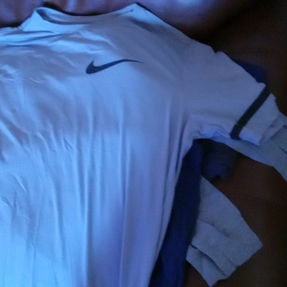 Nike t shirt